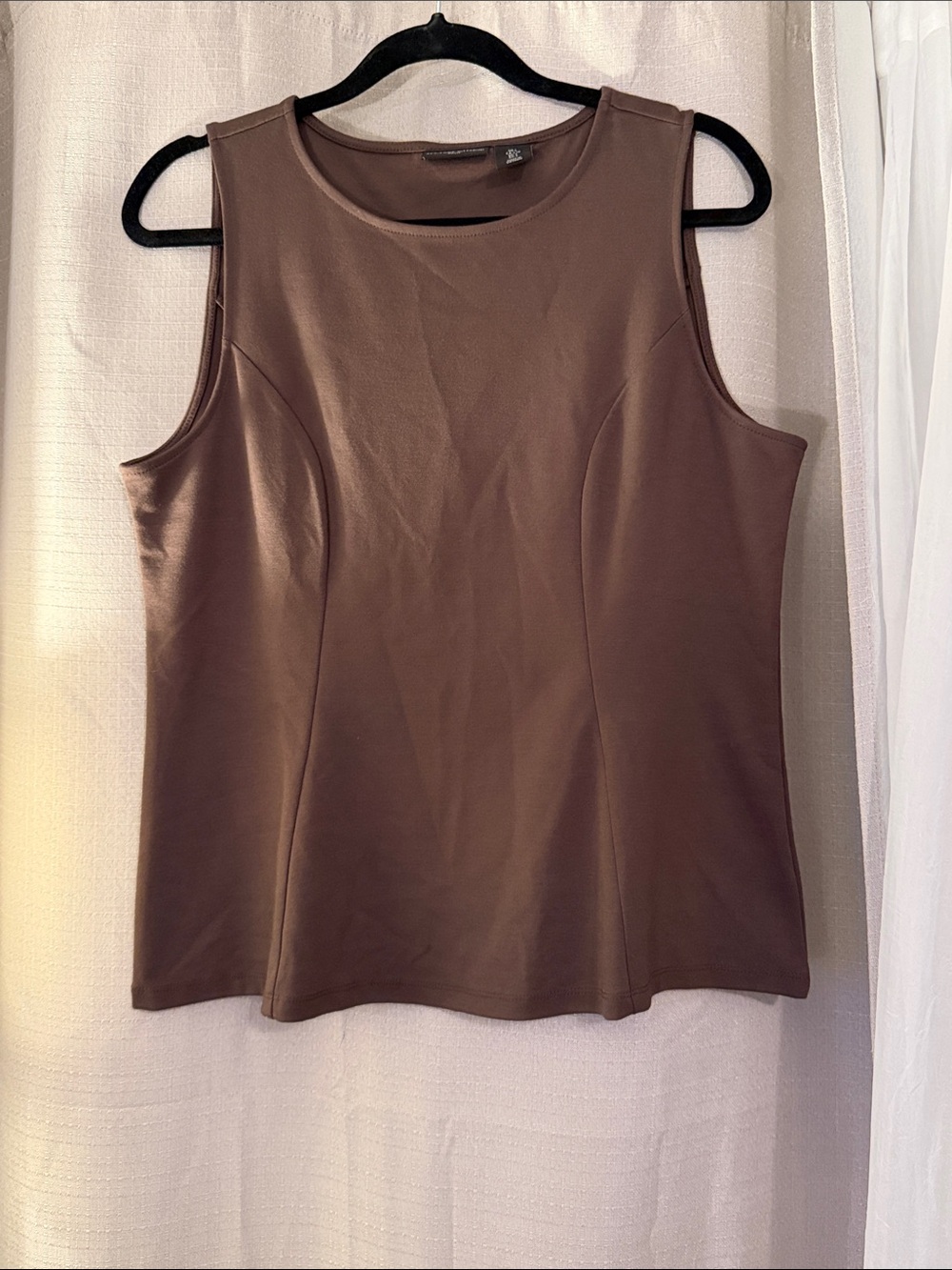 Adrienne Vittadini Brown Sleeveless Shell Tank